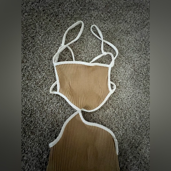 Coyote Midi Dress in Camel & Ivory - Picture 4 of 5